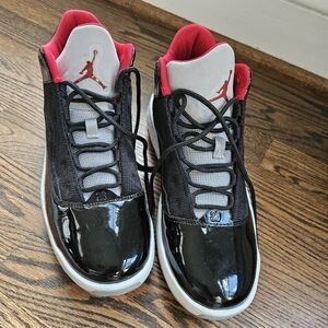 Size 8 - Jordan Max Aura 2 Black Cement
